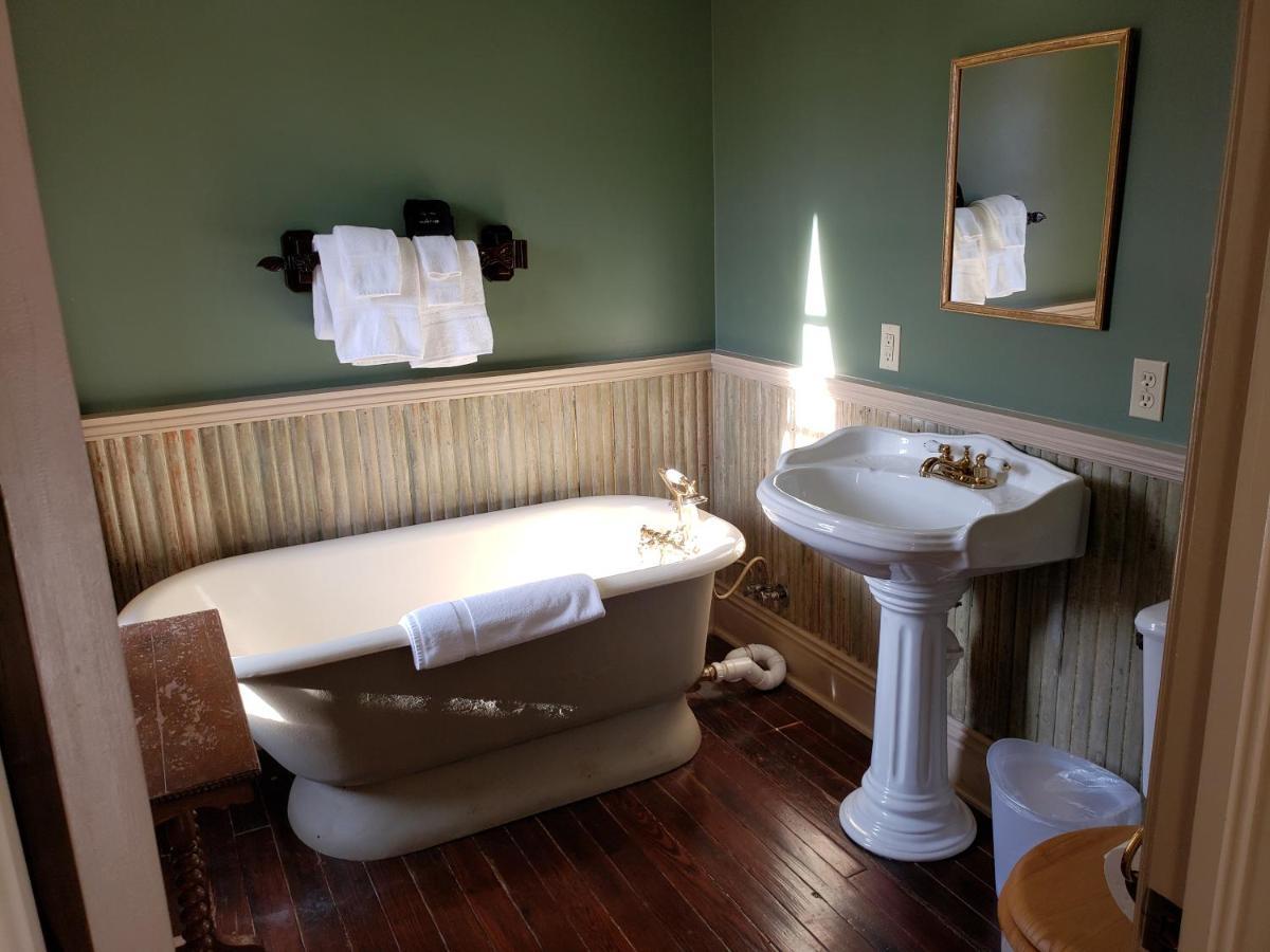 Iron Horse Hotel Blackwater Extérieur photo
