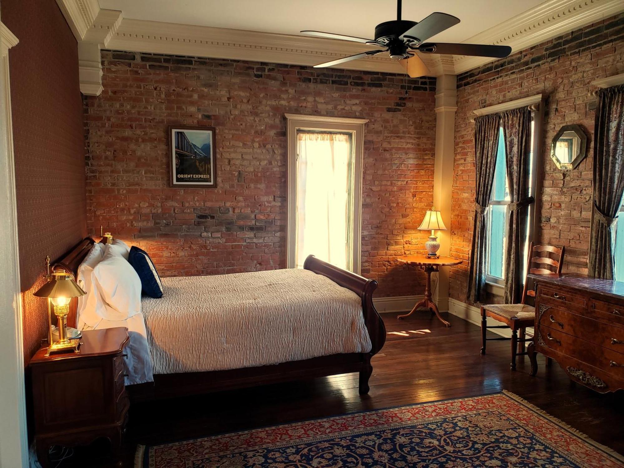 Iron Horse Hotel Blackwater Extérieur photo