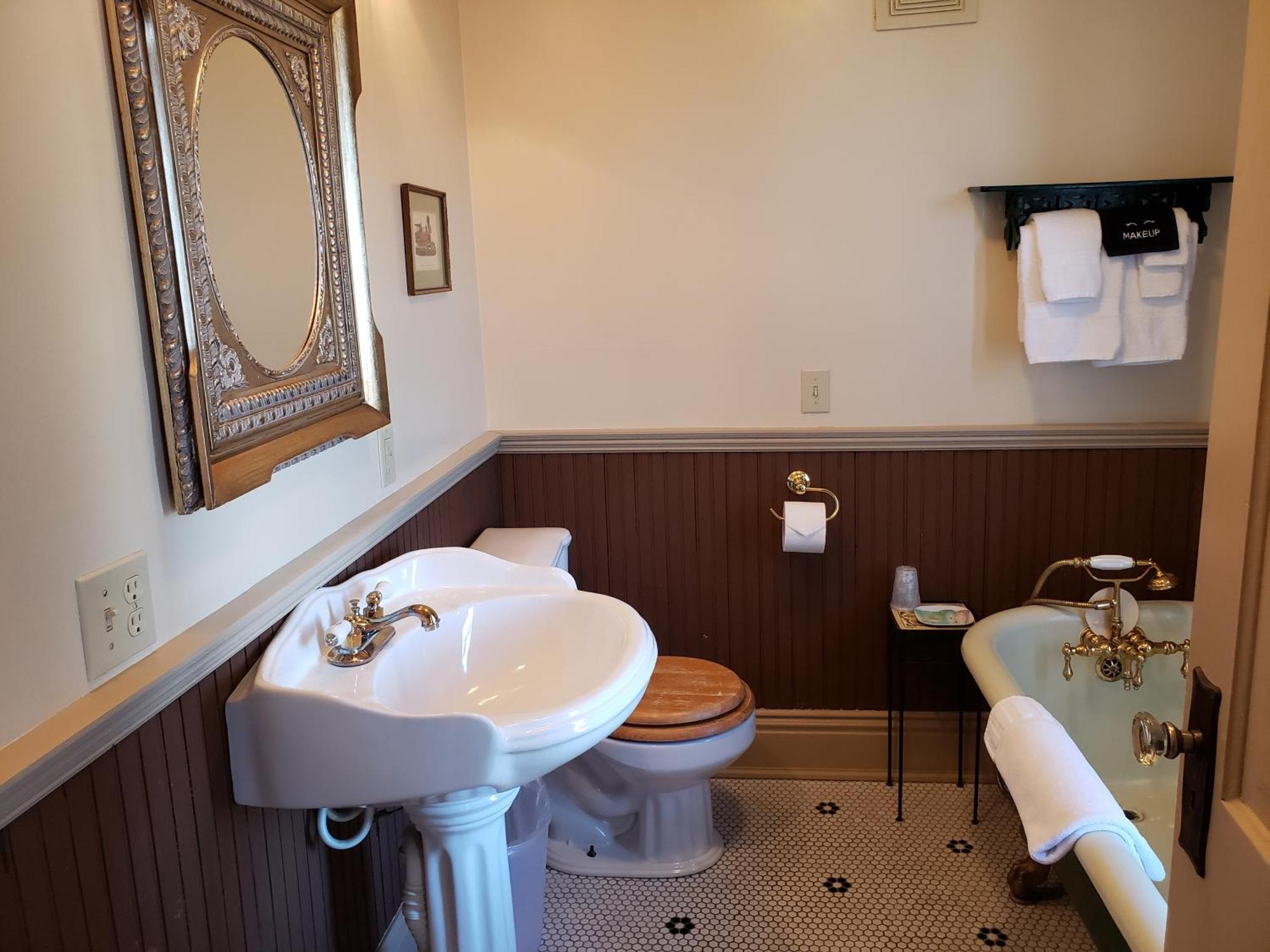 Iron Horse Hotel Blackwater Extérieur photo