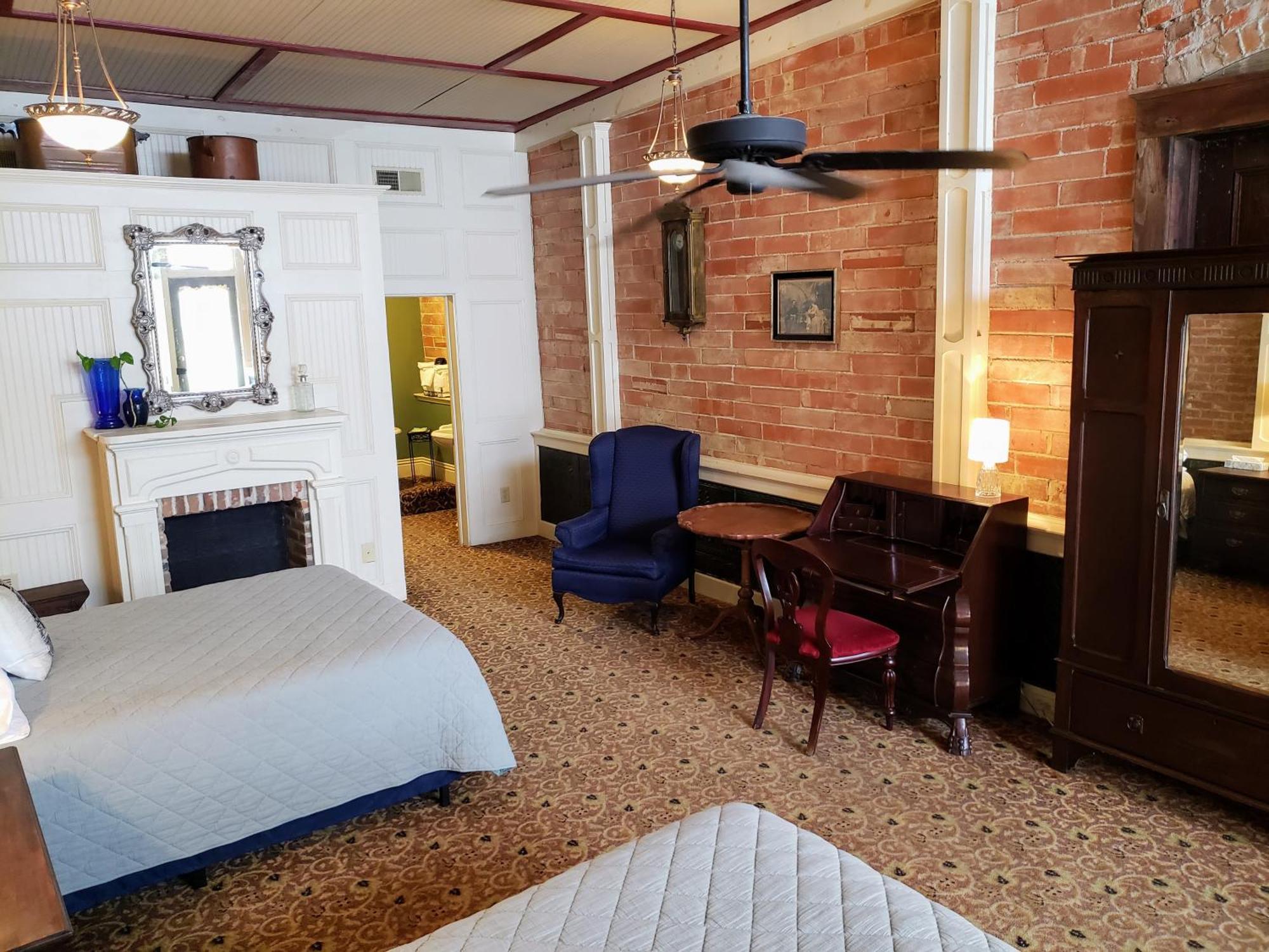 Iron Horse Hotel Blackwater Extérieur photo